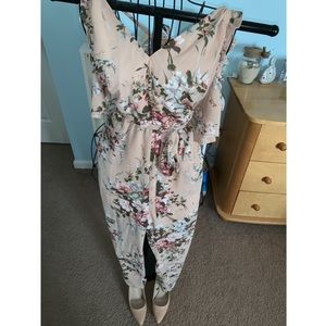 Cute Flower Jumpsuit! NWT
